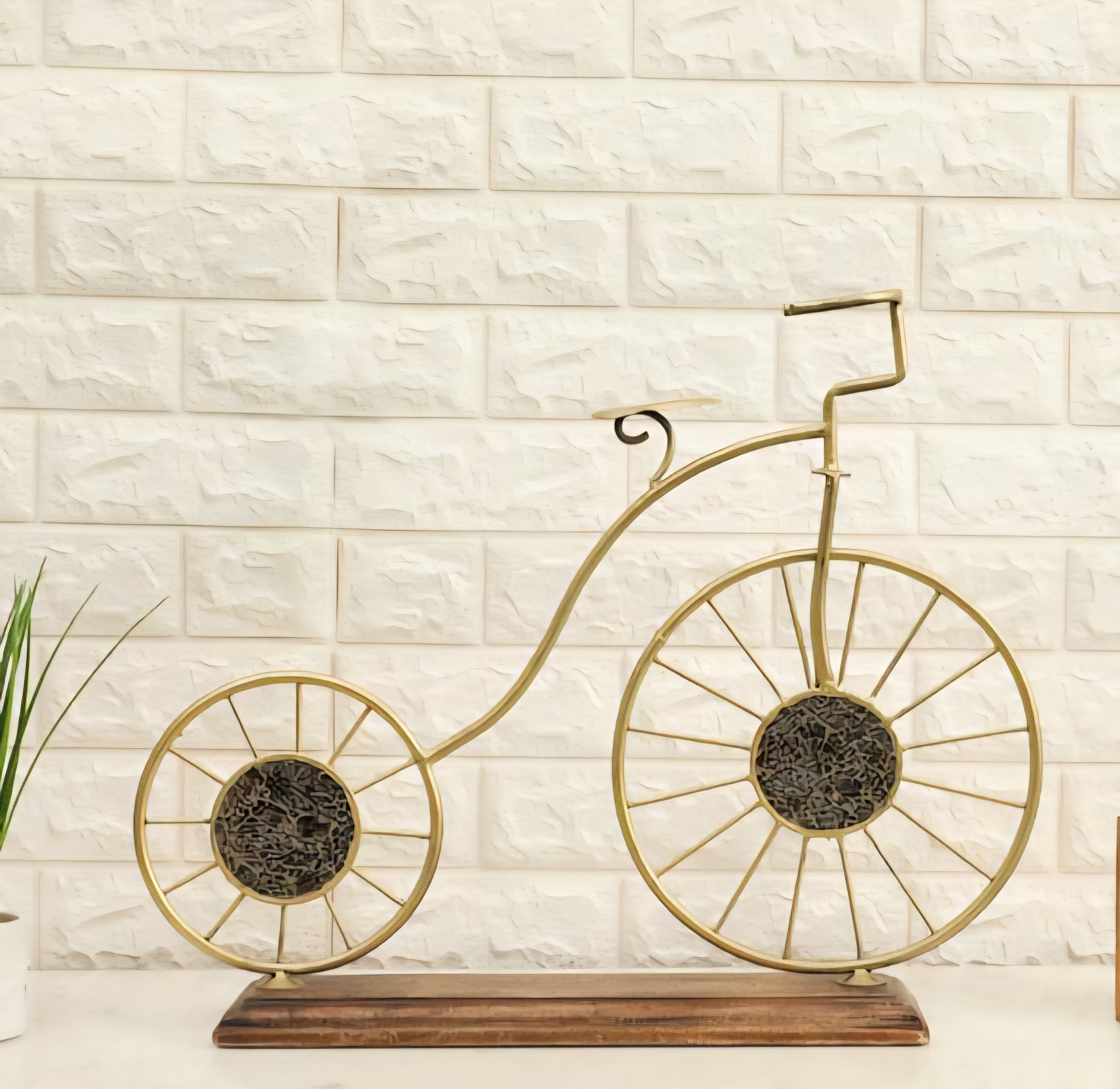 Home romo est polyresin human face table accent